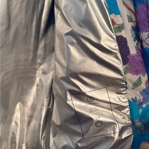 EUC Bogner “Raissa” Coat - collaboration with LoveShackFancy Ski Jacket - Picture 9 of 15